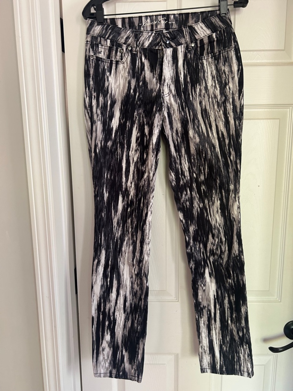 Kenneth Cole Black and White Skinny Pants
